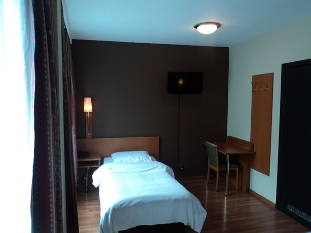 Imagen de la habitación del Hotel Albert, Bruselas. Foto 6