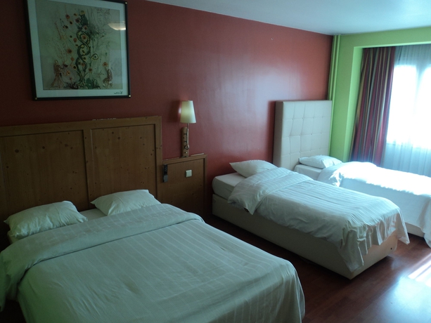 Imagen de la habitación del Hotel Albert, Bruselas. Foto 9