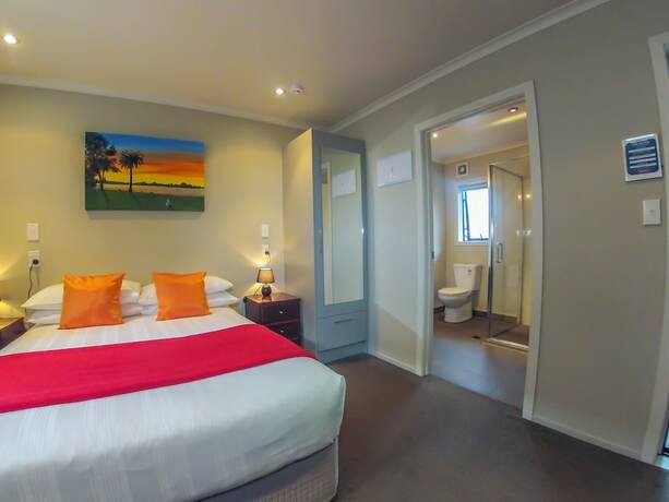 Imagen de la habitación del Hotel Albert Court Motor Lodge. Foto 17