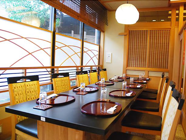 Imagen del bar/restaurante del Hotel Albert Hotel Akita. Foto 4