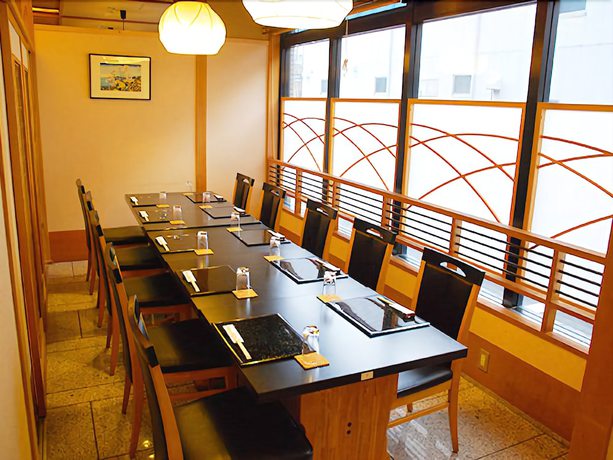 Imagen del bar/restaurante del Hotel Albert Hotel Akita. Foto 6