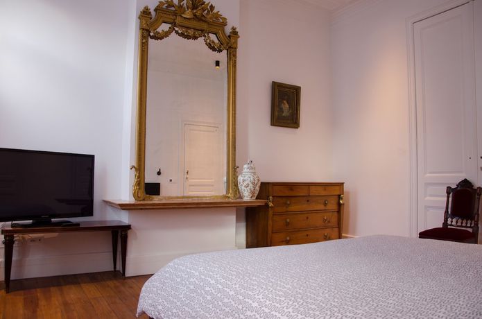 Imagen de la habitación del Hotel Albert Moli&egrave;re. Foto 3