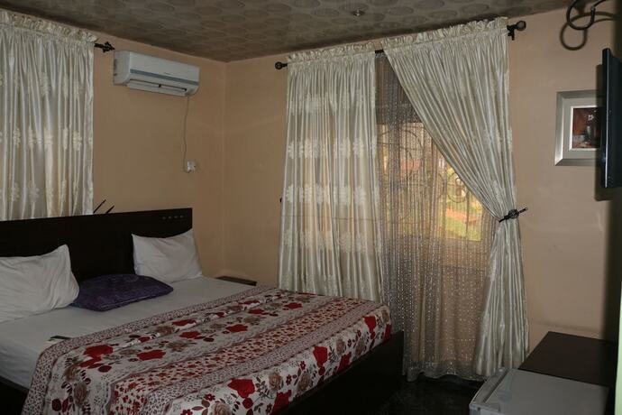 Imagen general del Hotel Albert Suites. Foto 2