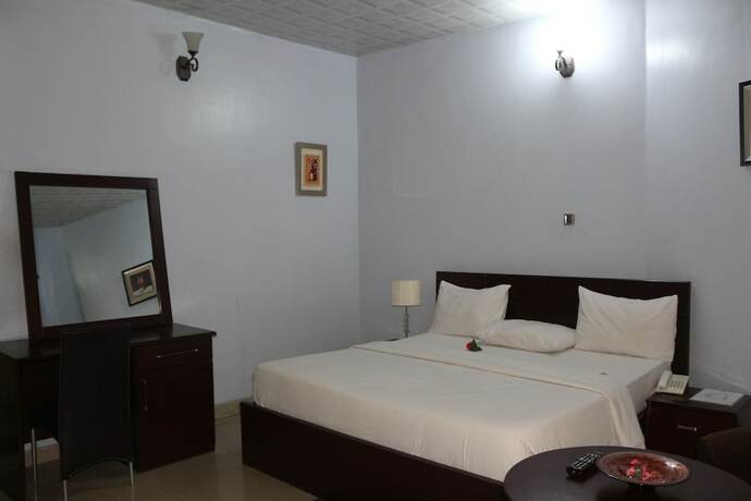 Imagen general del Hotel Albert Suites. Foto 6