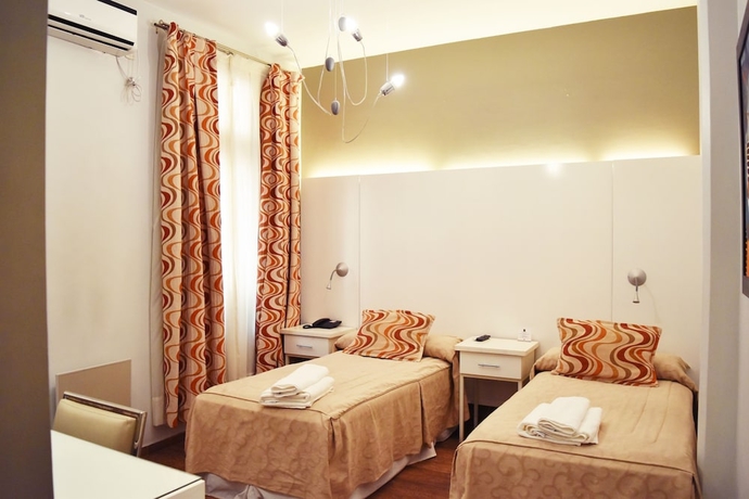 Imagen de la habitación del Hotel Albertina. Foto 13