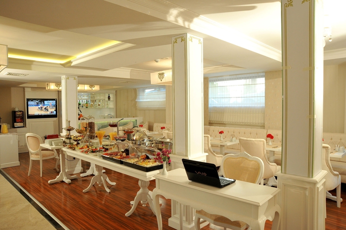 Imagen de los interiores del Hotel Albinas Old City. Foto 15