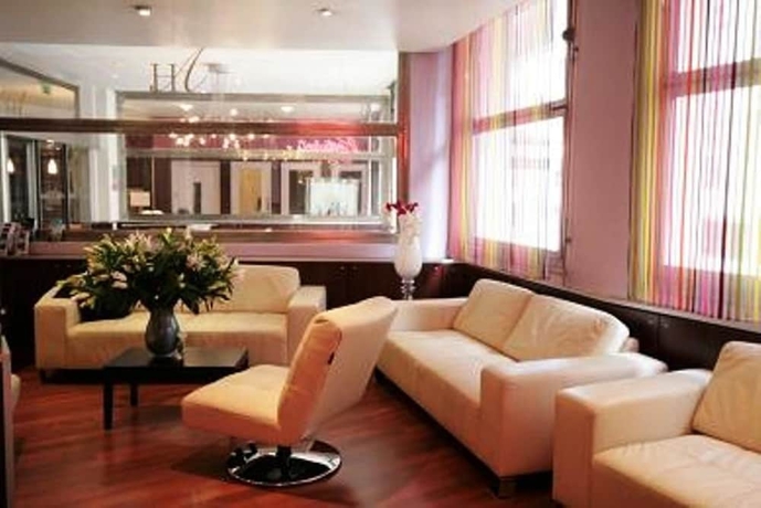 Imagen de los interiores del Hotel Albion, Lourdes. Foto 14