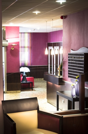 Imagen de los interiores del Hotel Albion, Lourdes. Foto 16
