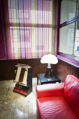 Imagen de la habitación del Hotel Albion, Lourdes. Foto 13