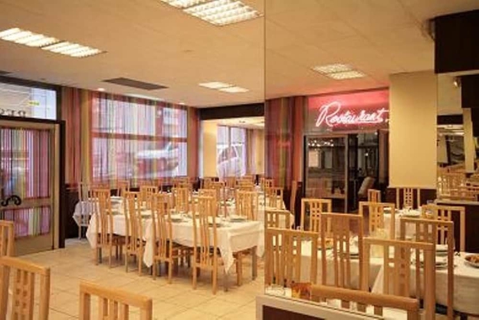 Imagen del bar/restaurante del Hotel Albion, Lourdes. Foto 5