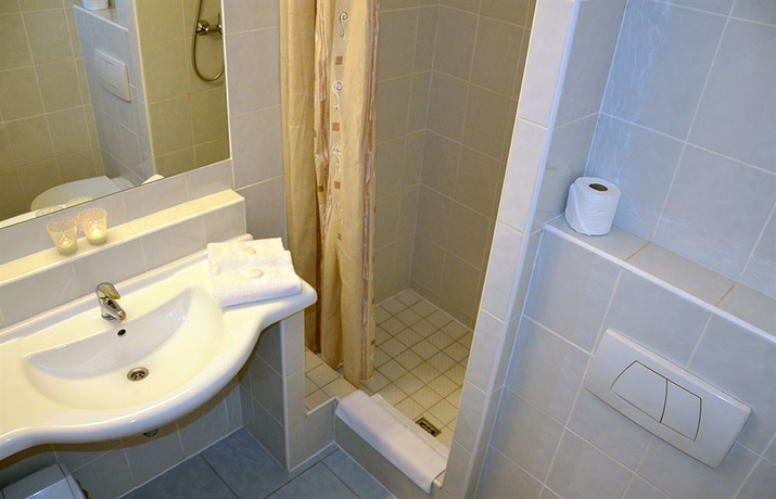 Imagen de la habitación del Hotel Albion Prague Congress. Foto 6