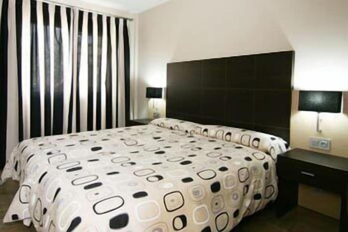 Imagen de la habitación del Hotel Albir Palace Apartments. Foto 3