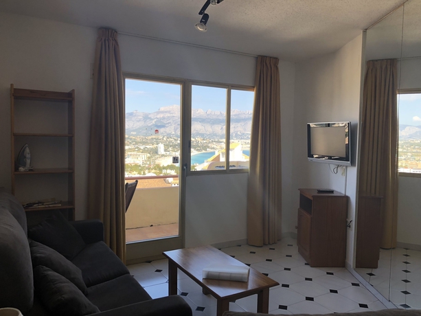 Imagen de la habitación del Hotel Albir Up Paradise. Foto 4