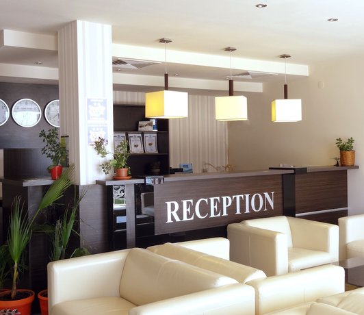 Imagen de los interiores del Hotel Albizia. Foto 14
