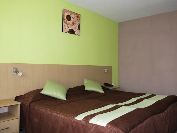 Imagen de la habitación del Hotel Albizia. Foto 10
