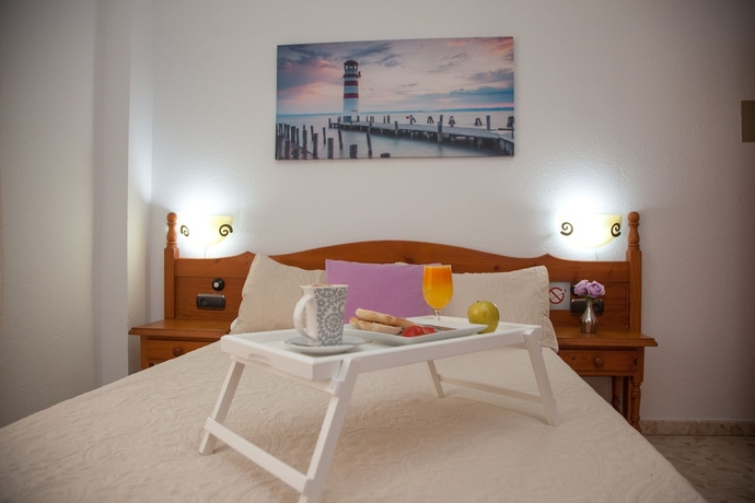 Imagen de la habitación del Hotel Alborada, Tarifa. Foto 5