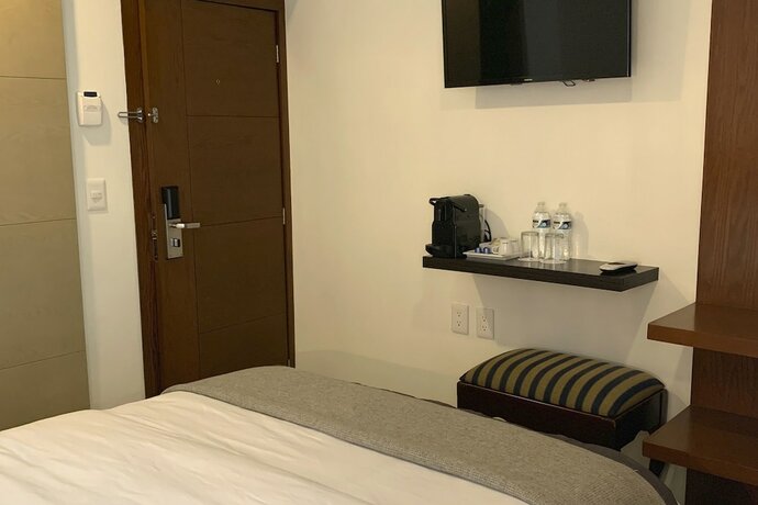 Imagen de la habitación del Hotel Alborata Boutique. Foto 15
