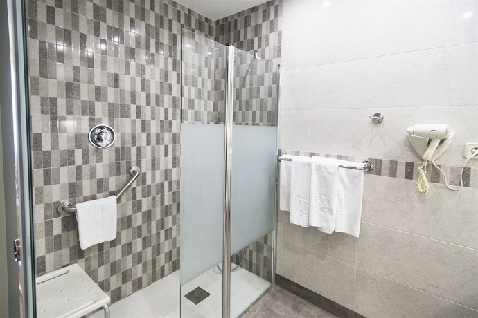 Imagen de la habitación del Hotel Albret. Foto 5