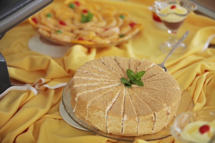 Imagen del bar/restaurante del Hotel Albufeira Jardim. Foto 2