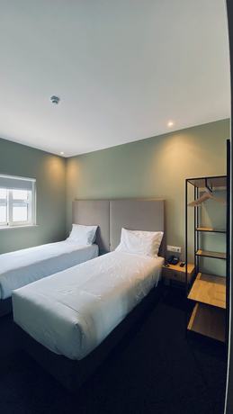 Imagen de la habitación del Hotel Albufeira Lounge. Foto 5