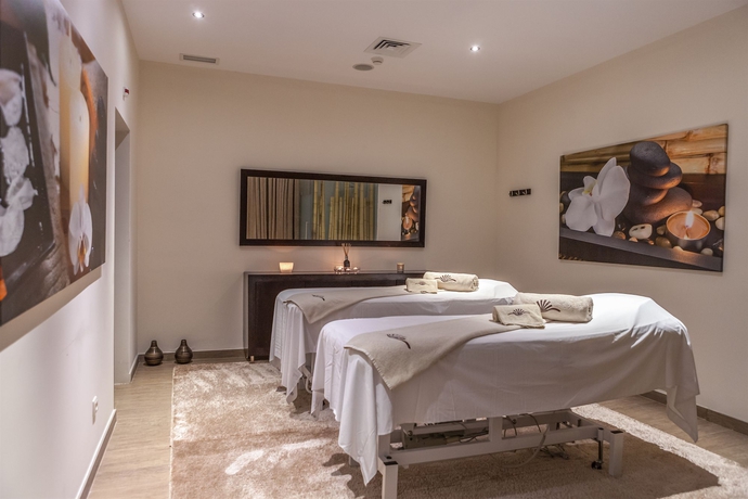 Imagen de los interiores del Hotel Albufeira Sol and Spa. Foto 13