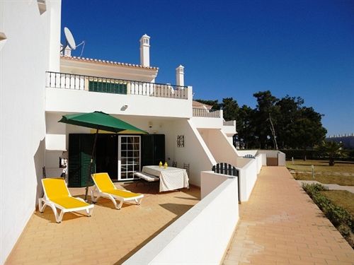 Imagen general del Hotel Albufeira Villa Falesia. Foto 4