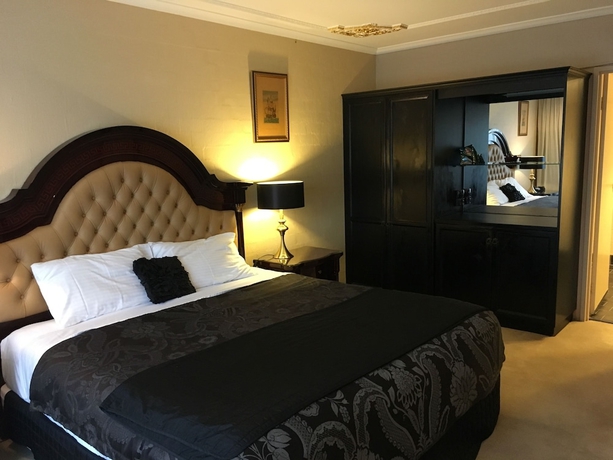 Imagen de la habitación del Hotel Albury Manor House. Foto 6