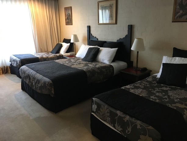 Imagen de la habitación del Hotel Albury Manor House. Foto 13