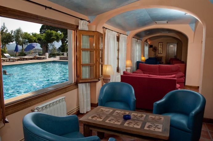 Imagen de los interiores del Hotel Alcadima. Foto 13