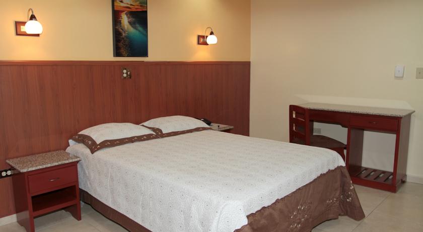 Imagen de la habitación del Hotel Alcala, David. Foto 4