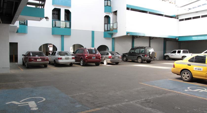 Imagen de los interiores del Hotel Alcala, David. Foto 10