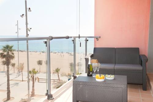 Imagen general del Hotel Alcam Badalona Playa Norte. Foto 4