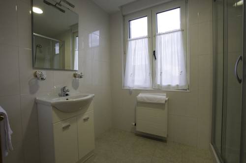 Imagen de la habitación del Hotel Alcamino. Foto 4