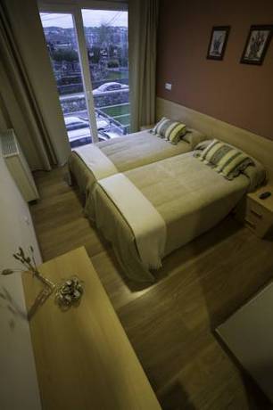 Imagen de la habitación del Hotel Alcamino. Foto 8