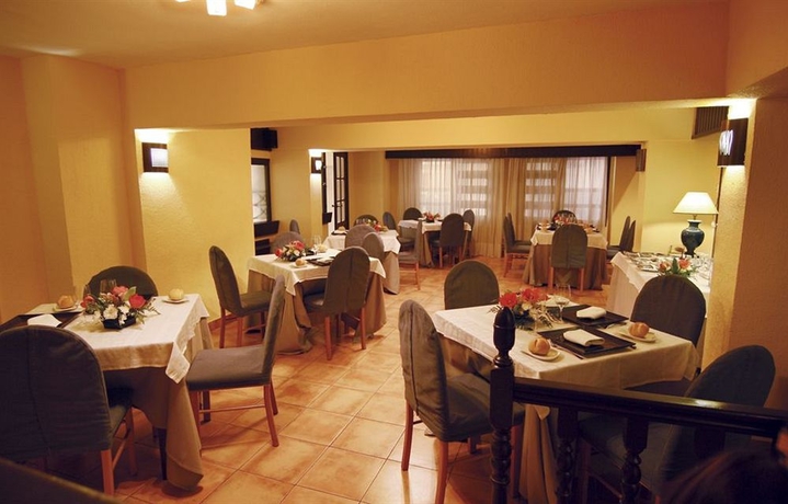 Imagen del bar/restaurante del Hotel Alcantara, Cáceres. Foto 2