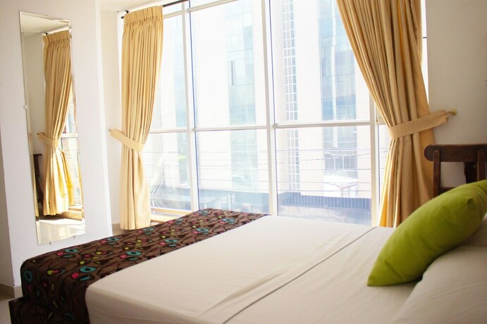 Imagen de la habitación del Hotel Alcarav&aacute;n. Foto 12