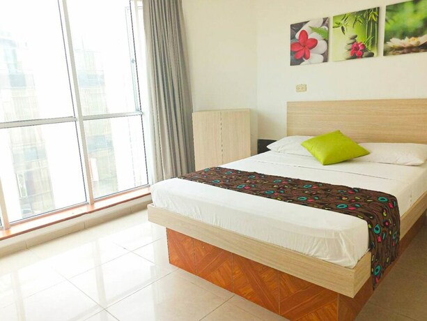 Imagen de la habitación del Hotel Alcarav&aacute;n. Foto 18