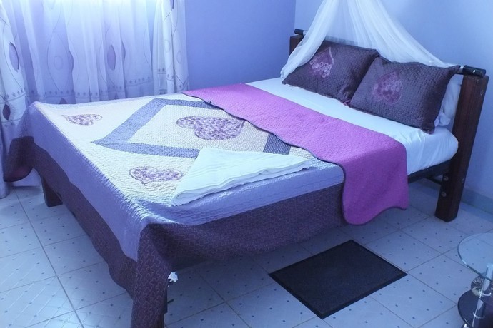 Imagen de la habitación del Hotel Alcazar, Ciudad de Kakamega. Foto 6