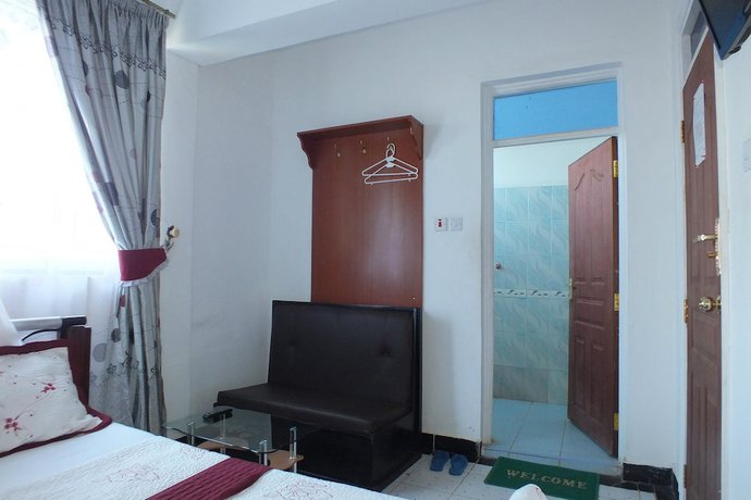 Imagen de la habitación del Hotel Alcazar, Ciudad de Kakamega. Foto 9