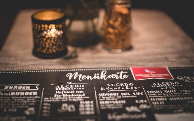 Imagen del bar/restaurante del Hotel Alcedo. Foto 5