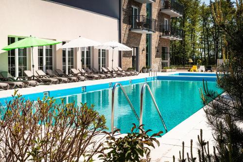 Imagen de la piscina del Hotel Alcest Niechorze. Foto 5