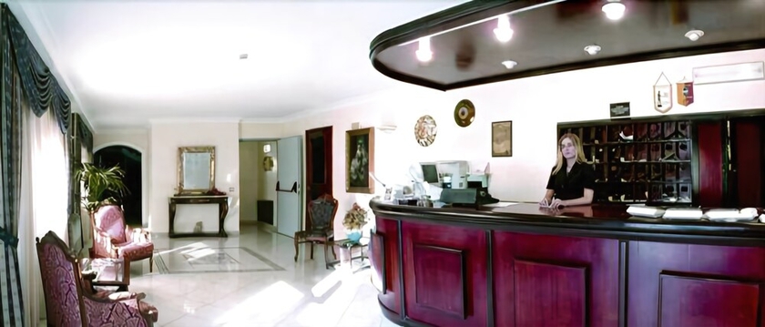 Imagen de los interiores del Hotel Alceste. Foto 12