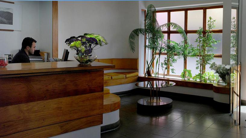 Imagen de los interiores del Hotel Alcides. Foto 13