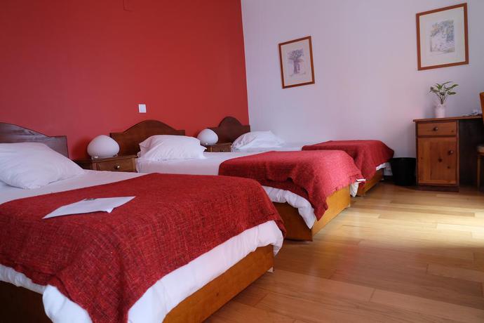 Imagen de la habitación del Hotel Alcides. Foto 5