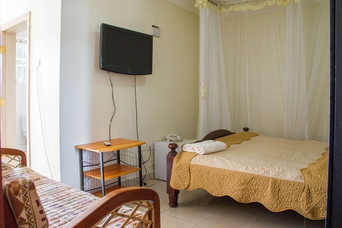 Imagen de la habitación del Hotel Alcom. Foto 7