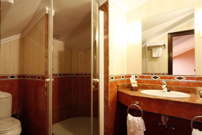 Imagen de la habitación del Hotel Alcomar. Foto 4