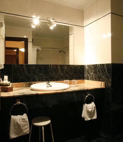 Imagen de la habitación del Hotel Alcomar. Foto 10