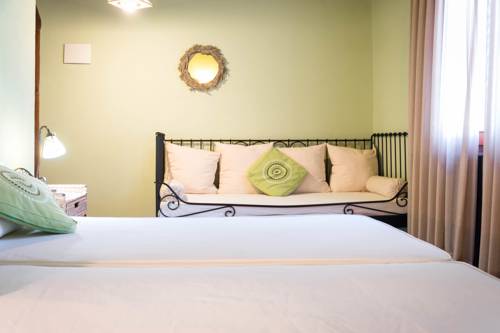 Imagen de la habitación del Hotel Alcova. Foto 5