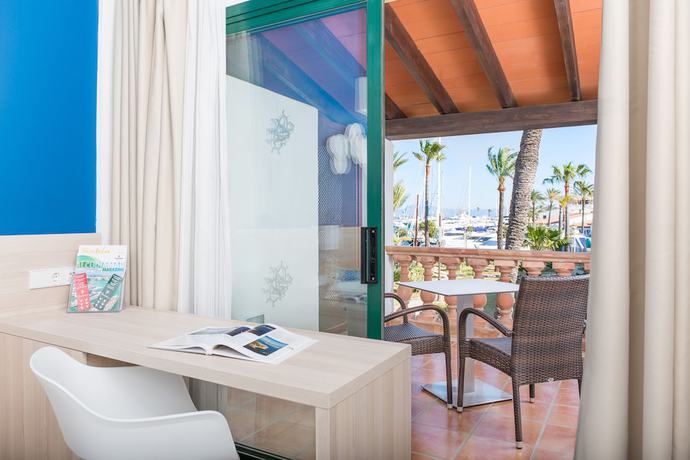 Imagen de la habitación del Hotel Alcudiamar Marina Residence. Foto 5