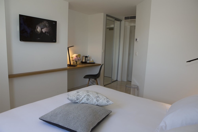 Imagen de la habitación del Hotel Alcyon, Porto Vecchio. Foto 11